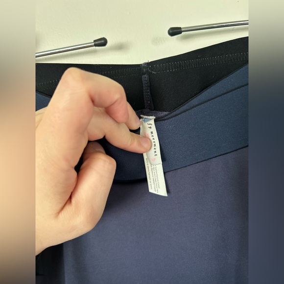 Free People Barre Leggings Blue Womens S Compression FP Movement Mid-Rise Blue - Picture 6 of 8